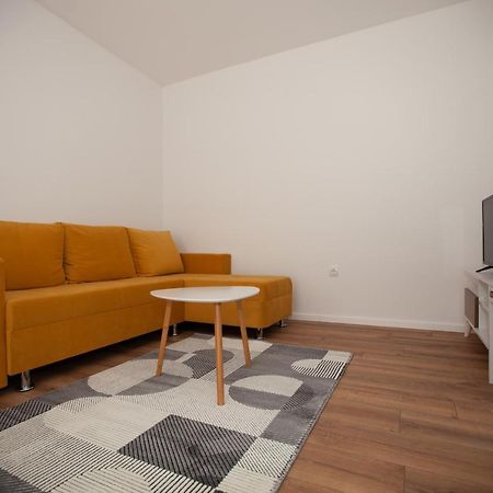 Apartmani Grubac 特雷比涅 外观 照片