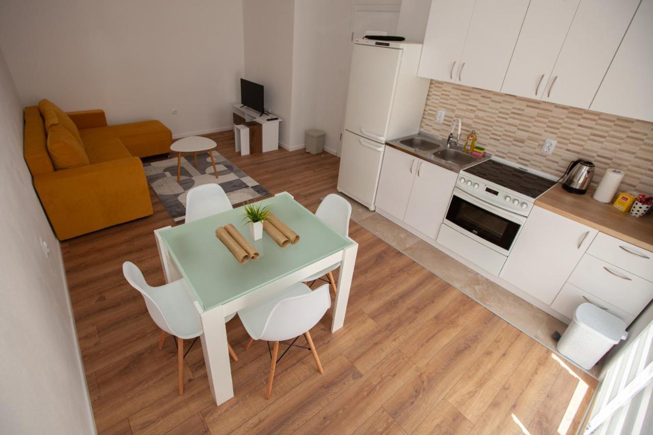 Apartmani Grubac 特雷比涅 外观 照片