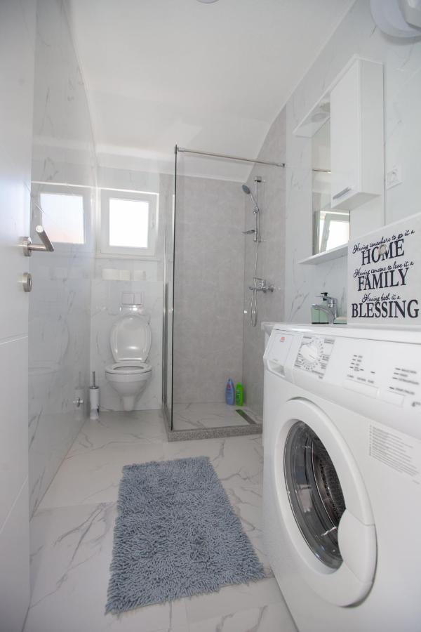 Apartmani Grubac 特雷比涅 外观 照片