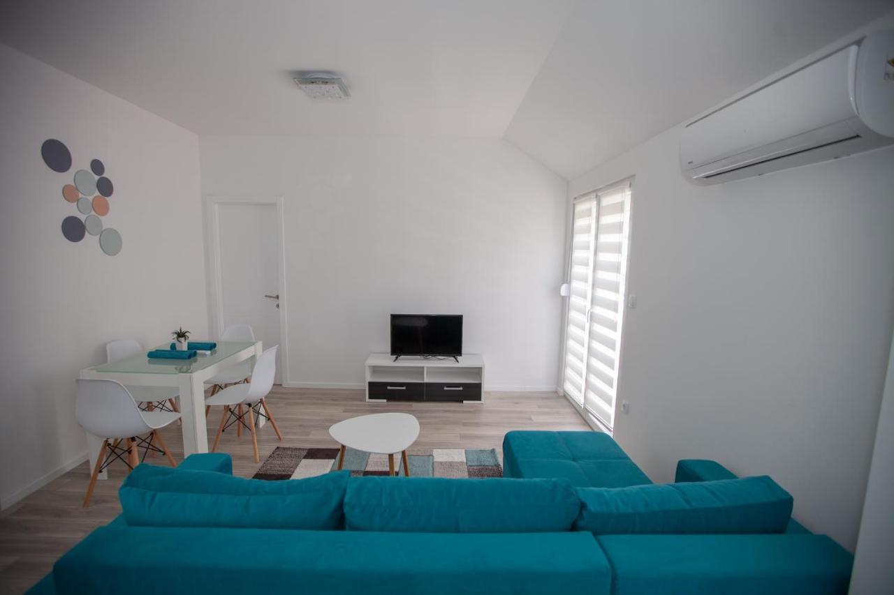 Apartmani Grubac 特雷比涅 外观 照片